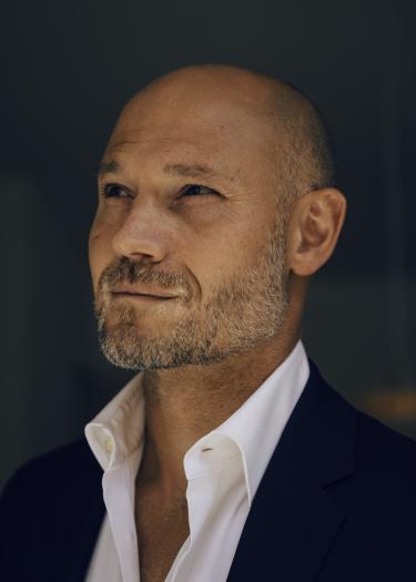 Foto, Portätfoto des Philosophen Omri Boehm