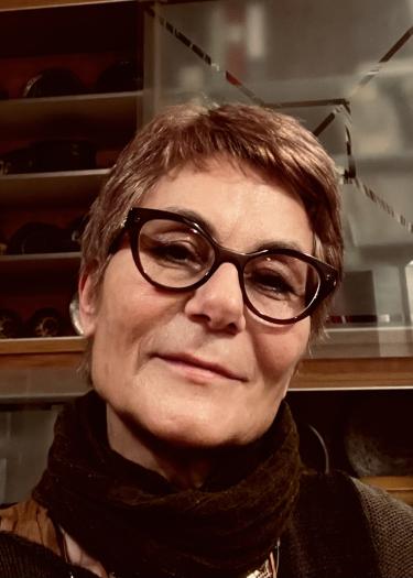 Zu sehen ist ein Porträt von Prof. Dr. Diana Mishkova
