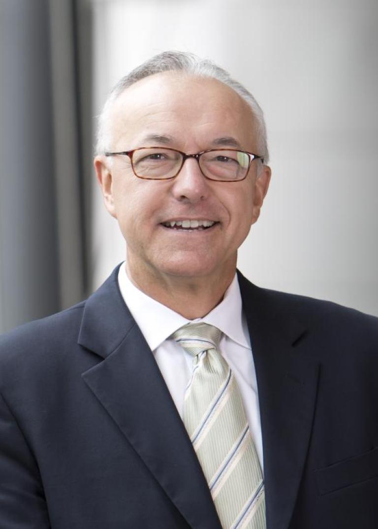 Foto, Portraitbild von George Daley