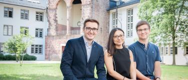 Germany Scholarship recipients in the courtyard of the New University