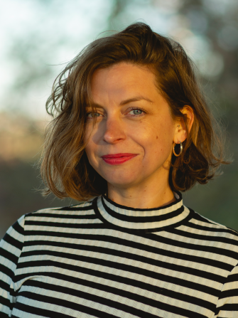 Portrait: Nora Waitkus